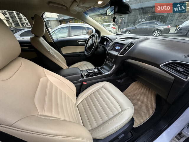 Белый Форд Эдж, объемом двигателя 2 л и пробегом 52 тыс. км за 20700 $, фото 23 на Automoto.ua