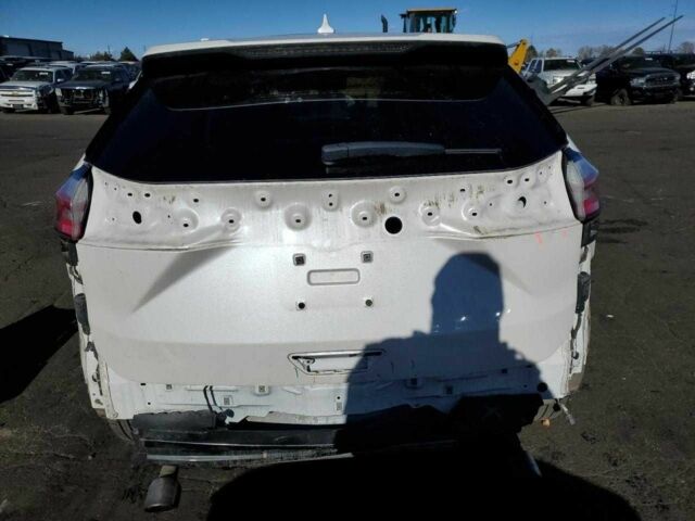Білий Форд Едж, об'ємом двигуна 2 л та пробігом 66 тис. км за 5200 $, фото 5 на Automoto.ua