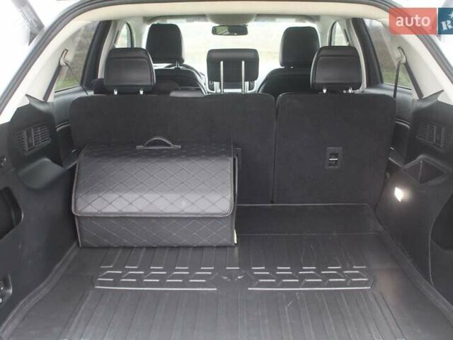 Білий Форд Едж, об'ємом двигуна 2 л та пробігом 62 тис. км за 21300 $, фото 13 на Automoto.ua