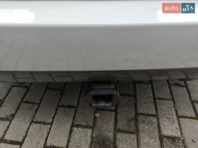 Білий Форд Едж, об'ємом двигуна 2 л та пробігом 91 тис. км за 22000 $, фото 34 на Automoto.ua