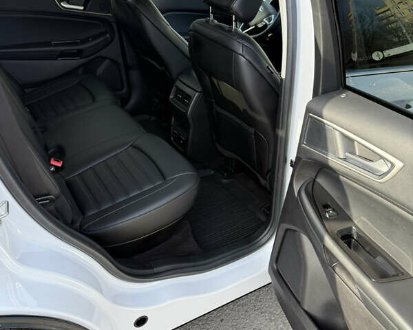 Білий Форд Едж, об'ємом двигуна 2 л та пробігом 93 тис. км за 18900 $, фото 19 на Automoto.ua