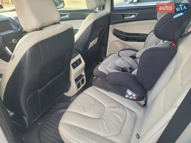 Белый Форд Эдж, объемом двигателя 2 л и пробегом 155 тыс. км за 21700 $, фото 23 на Automoto.ua