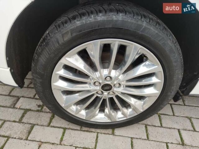 Білий Форд Едж, об'ємом двигуна 2 л та пробігом 91 тис. км за 22000 $, фото 33 на Automoto.ua