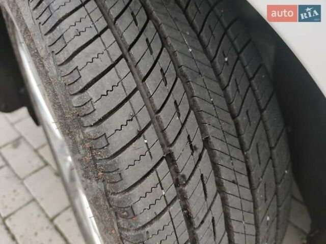 Білий Форд Едж, об'ємом двигуна 2 л та пробігом 91 тис. км за 22000 $, фото 32 на Automoto.ua