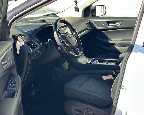 Білий Форд Едж, об'ємом двигуна 2 л та пробігом 103 тис. км за 18200 $, фото 34 на Automoto.ua