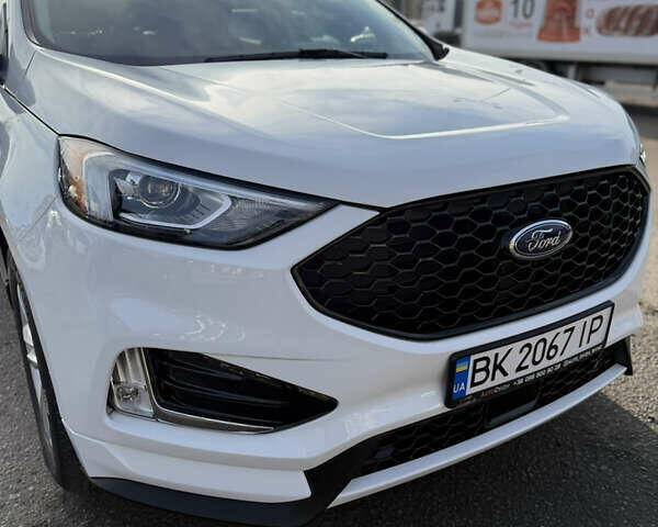 Білий Форд Едж, об'ємом двигуна 2 л та пробігом 93 тис. км за 18900 $, фото 2 на Automoto.ua