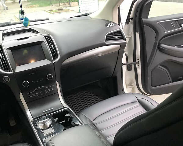 Белый Форд Эдж, объемом двигателя 2 л и пробегом 34 тыс. км за 23500 $, фото 15 на Automoto.ua