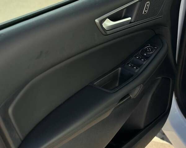 Белый Форд Эдж, объемом двигателя 2 л и пробегом 103 тыс. км за 17500 $, фото 25 на Automoto.ua