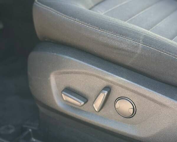 Белый Форд Эдж, объемом двигателя 2 л и пробегом 103 тыс. км за 16900 $, фото 21 на Automoto.ua