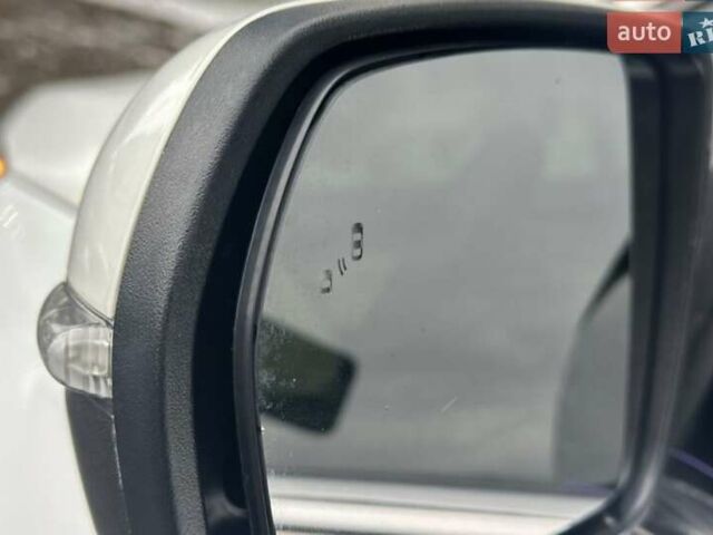 Белый Форд Эдж, объемом двигателя 2 л и пробегом 86 тыс. км за 19000 $, фото 21 на Automoto.ua