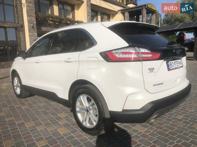 Белый Форд Эдж, объемом двигателя 2 л и пробегом 111 тыс. км за 19500 $, фото 7 на Automoto.ua