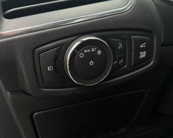 Белый Форд Эдж, объемом двигателя 2 л и пробегом 78 тыс. км за 22999 $, фото 24 на Automoto.ua