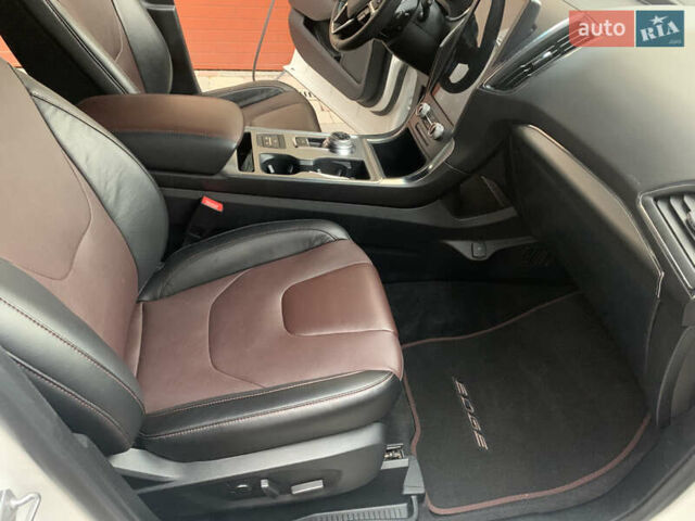 Белый Форд Эдж, объемом двигателя 2 л и пробегом 73 тыс. км за 19950 $, фото 18 на Automoto.ua