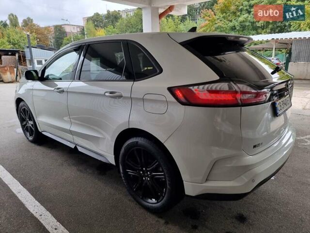 Белый Форд Эдж, объемом двигателя 2 л и пробегом 87 тыс. км за 23900 $, фото 4 на Automoto.ua