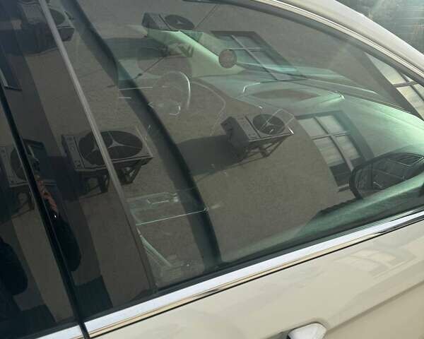 Белый Форд Эдж, объемом двигателя 2 л и пробегом 52 тыс. км за 19800 $, фото 6 на Automoto.ua