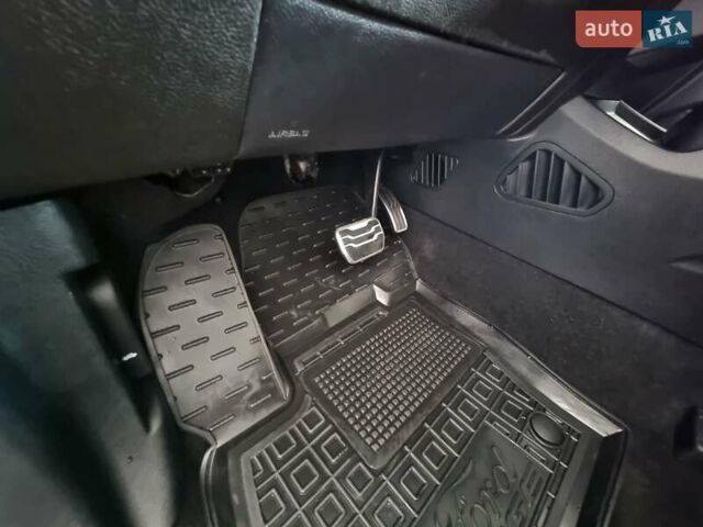 Белый Форд Эдж, объемом двигателя 2 л и пробегом 89 тыс. км за 23500 $, фото 15 на Automoto.ua