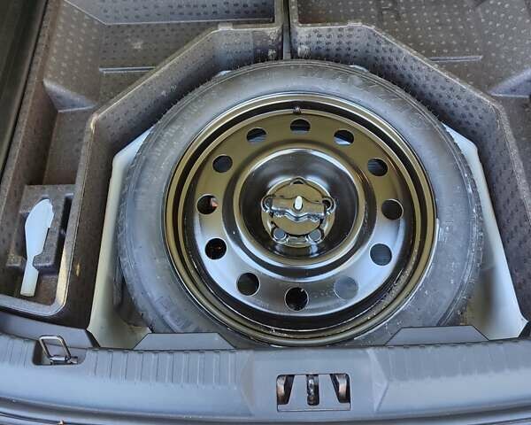 Белый Форд Эдж, объемом двигателя 2 л и пробегом 74 тыс. км за 19950 $, фото 27 на Automoto.ua