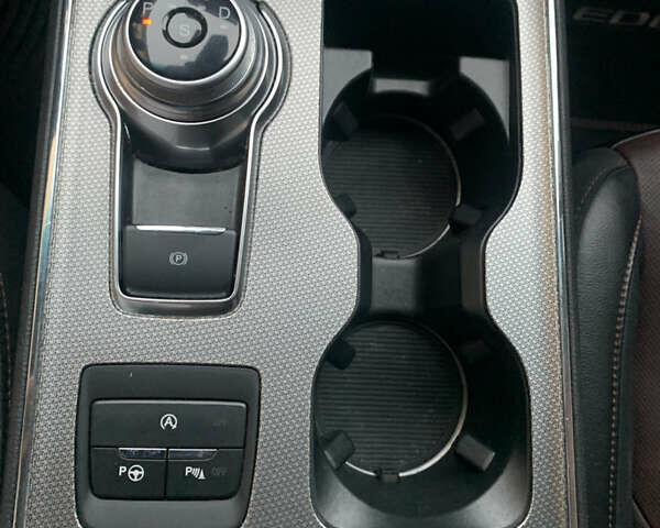 Білий Форд Едж, об'ємом двигуна 2 л та пробігом 73 тис. км за 18999 $, фото 22 на Automoto.ua