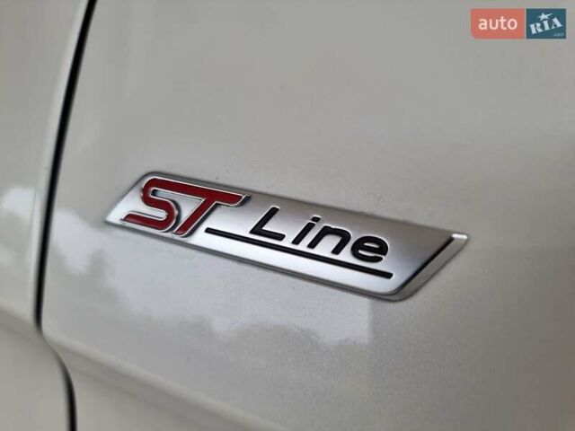 Белый Форд Эдж, объемом двигателя 2 л и пробегом 89 тыс. км за 23500 $, фото 37 на Automoto.ua
