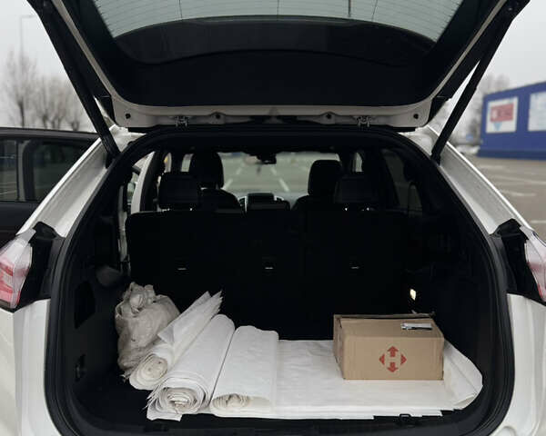 Белый Форд Эдж, объемом двигателя 2 л и пробегом 78 тыс. км за 22999 $, фото 33 на Automoto.ua