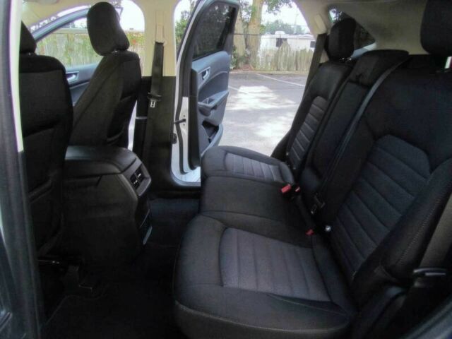 Білий Форд Едж, об'ємом двигуна 2 л та пробігом 22 тис. км за 4300 $, фото 10 на Automoto.ua