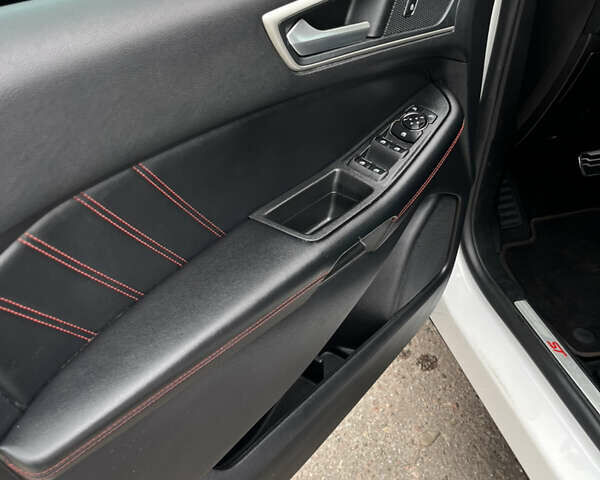 Білий Форд Едж, об'ємом двигуна 2 л та пробігом 89 тис. км за 23500 $, фото 12 на Automoto.ua