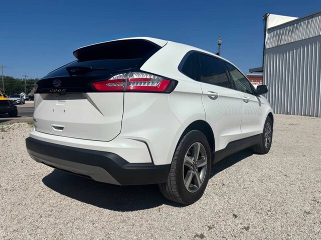 Белый Форд Эдж, объемом двигателя 2 л и пробегом 10 тыс. км за 10800 $, фото 4 на Automoto.ua