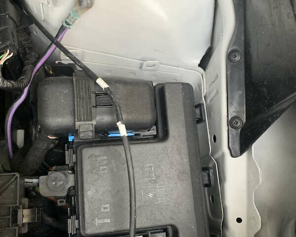 Білий Форд Едж, об'ємом двигуна 2 л та пробігом 73 тис. км за 18999 $, фото 24 на Automoto.ua