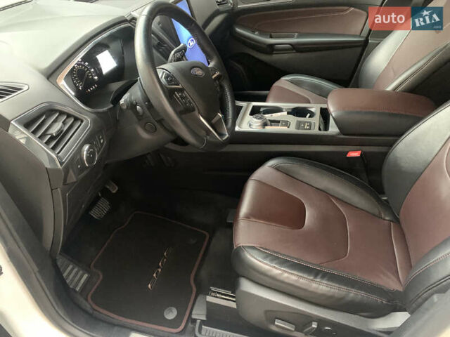 Білий Форд Едж, об'ємом двигуна 2 л та пробігом 73 тис. км за 18999 $, фото 6 на Automoto.ua