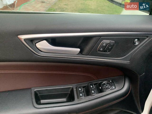 Белый Форд Эдж, объемом двигателя 2 л и пробегом 73 тыс. км за 19950 $, фото 4 на Automoto.ua