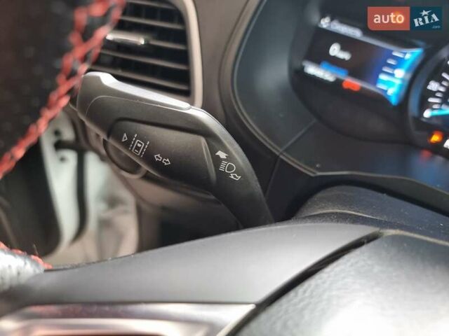 Белый Форд Эдж, объемом двигателя 2 л и пробегом 89 тыс. км за 23500 $, фото 16 на Automoto.ua