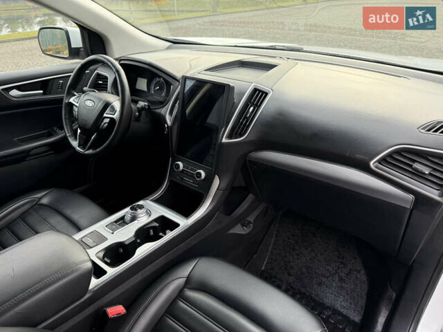 Білий Форд Едж, об'ємом двигуна 2 л та пробігом 123 тис. км за 18800 $, фото 31 на Automoto.ua