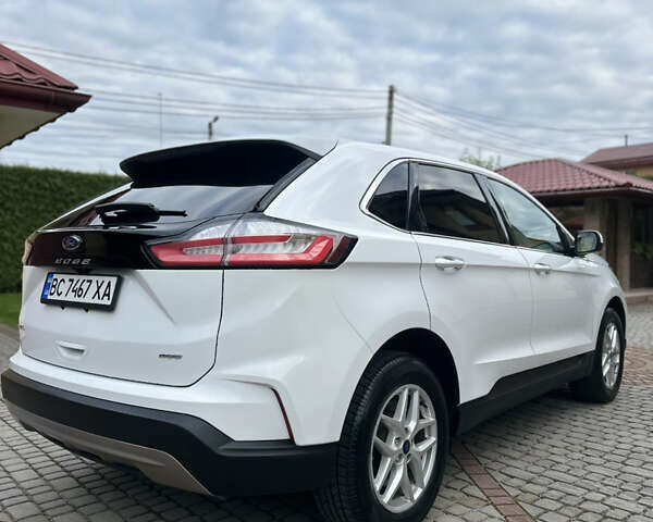 Белый Форд Эдж, объемом двигателя 2 л и пробегом 100 тыс. км за 20999 $, фото 1 на Automoto.ua