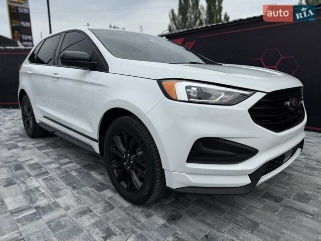 Белый Форд Эдж, объемом двигателя 2 л и пробегом 70 тыс. км за 22000 $, фото 4 на Automoto.ua