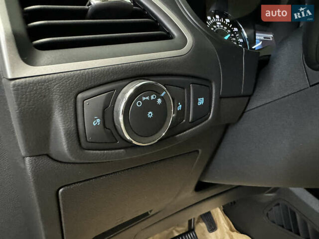 Белый Форд Эдж, объемом двигателя 2 л и пробегом 46 тыс. км за 22800 $, фото 23 на Automoto.ua