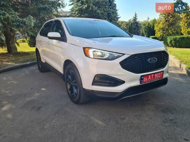 Білий Форд Едж, об'ємом двигуна 2 л та пробігом 92 тис. км за 18499 $, фото 2 на Automoto.ua