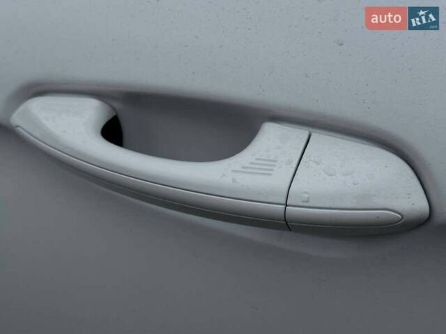 Білий Форд Едж, об'ємом двигуна 2 л та пробігом 117 тис. км за 19799 $, фото 45 на Automoto.ua