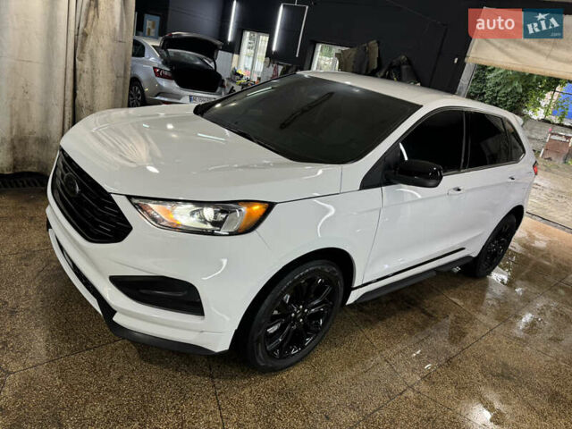 Белый Форд Эдж, объемом двигателя 2 л и пробегом 46 тыс. км за 22800 $, фото 2 на Automoto.ua