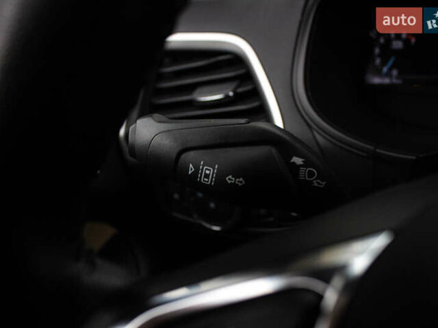 Білий Форд Едж, об'ємом двигуна 2 л та пробігом 39 тис. км за 24200 $, фото 33 на Automoto.ua