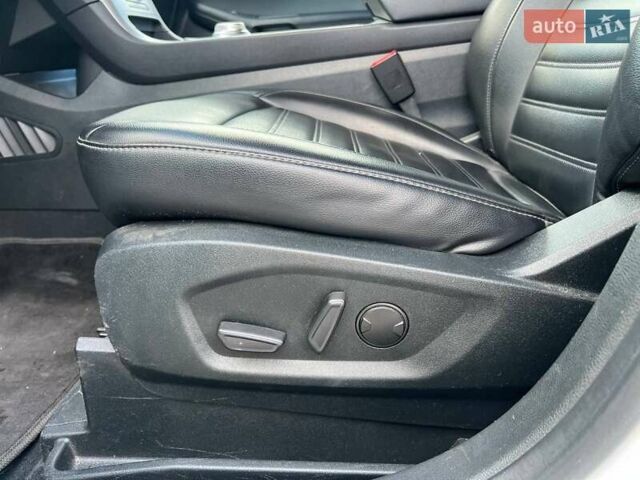 Белый Форд Эдж, объемом двигателя 2 л и пробегом 123 тыс. км за 19900 $, фото 6 на Automoto.ua