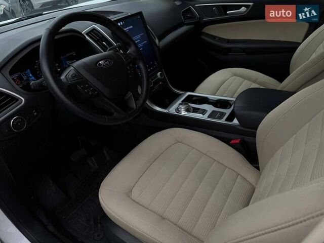 Білий Форд Едж, об'ємом двигуна 2 л та пробігом 117 тис. км за 19799 $, фото 23 на Automoto.ua