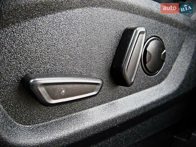 Білий Форд Едж, об'ємом двигуна 2 л та пробігом 125 тис. км за 21000 $, фото 8 на Automoto.ua