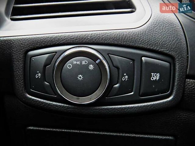 Білий Форд Едж, об'ємом двигуна 2 л та пробігом 125 тис. км за 21000 $, фото 10 на Automoto.ua