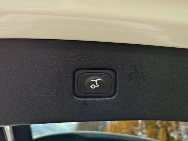 Белый Форд Эдж, объемом двигателя 0 л и пробегом 95 тыс. км за 14200 $, фото 16 на Automoto.ua