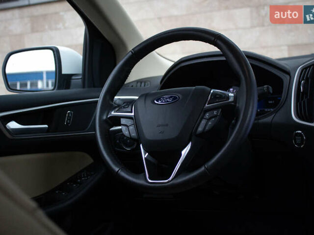 Білий Форд Едж, об'ємом двигуна 2 л та пробігом 39 тис. км за 24200 $, фото 14 на Automoto.ua