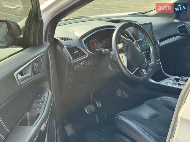 Белый Форд Эдж, объемом двигателя 2.7 л и пробегом 20 тыс. км за 29999 $, фото 19 на Automoto.ua