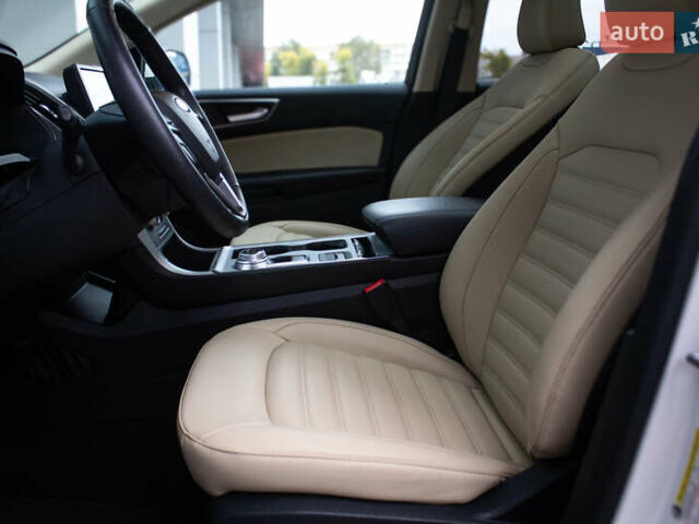 Білий Форд Едж, об'ємом двигуна 2 л та пробігом 39 тис. км за 24200 $, фото 10 на Automoto.ua