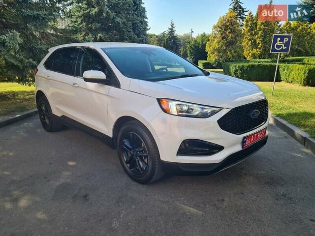 Білий Форд Едж, об'ємом двигуна 2 л та пробігом 92 тис. км за 18499 $, фото 4 на Automoto.ua