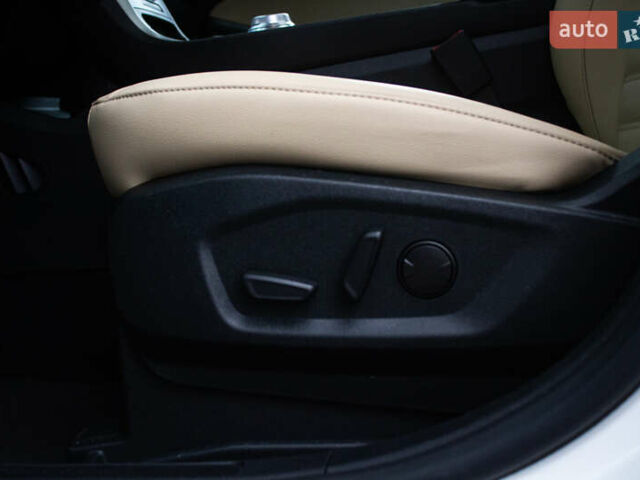 Білий Форд Едж, об'ємом двигуна 2 л та пробігом 39 тис. км за 24200 $, фото 32 на Automoto.ua