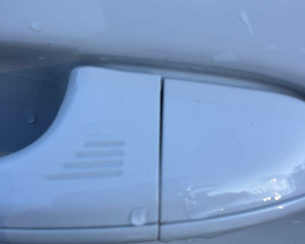 Белый Форд Эдж, объемом двигателя 2 л и пробегом 60 тыс. км за 17500 $, фото 5 на Automoto.ua